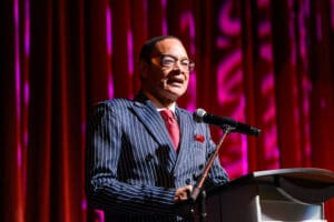 Key To The City Presentation To Annie Bynoe N 0405