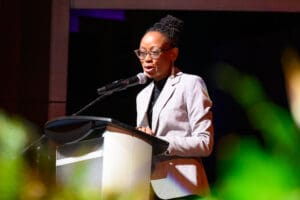 Key To The City Presentation To Annie Bynoe N 0524